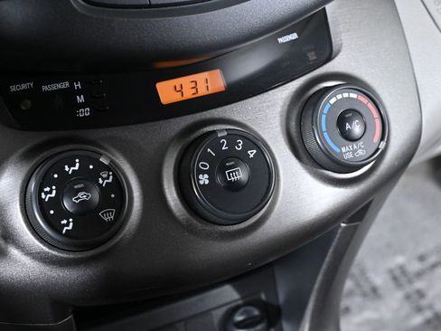 Used 2009 Toyota RAV4 2WD image 13