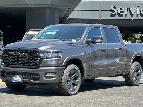 New 2026 RAM 1500 Big Horn AWD/4WD image 8