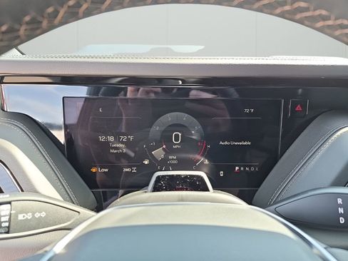 New 2026 GMC Yukon XL AT4 w/ AT4 Preferred Package image 39