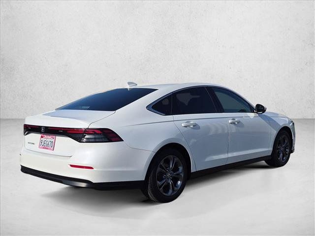 Used 2023 Honda Accord EX image 5