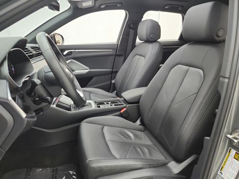 Used 2023 Audi Q3 2.0T Premium w/ Convenience Package AWD/4WD image 13