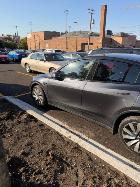 Used 2026 Tesla Model Y Long Range AWD/4WD image 4