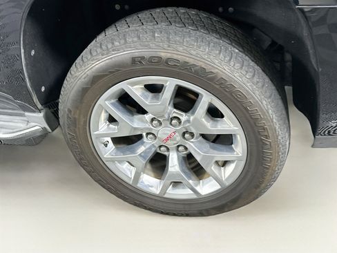 Used 2015 GMC Yukon SLT w/ Open Road Package RWD image 11