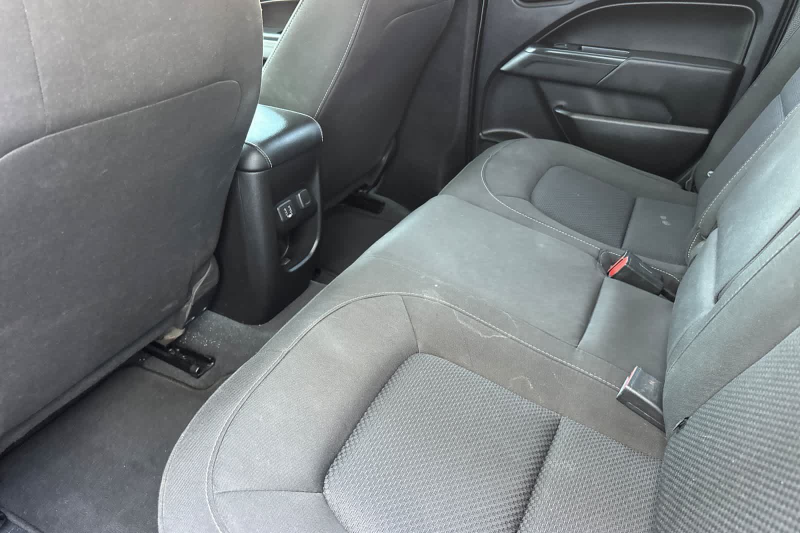Used 2020 Chevrolet Colorado LT w/ Safety Package RWD image 5