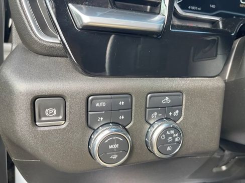 Used 2022 GMC Sierra 1500 Elevation w/ LPO, Elevation Black Package AWD/4WD image 21
