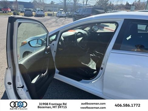 Used 2015 Kia Forte EX image 9