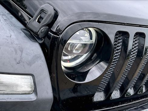 Used 2020 Jeep Wrangler Unlimited Sport AWD/4WD image 25
