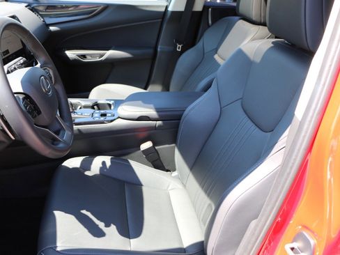 Used 2025 Lexus NX 350 AWD w/ Accessory Package (2T) image 27