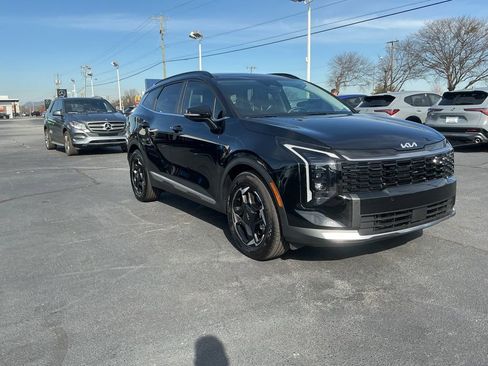 Used 2026 Kia Sportage EX w/ EX Panorama Roof Package image 6