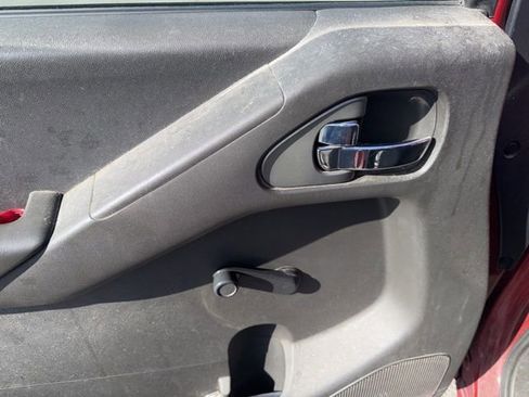 Used 2011 Nissan Frontier S w/ S Preferred Pkg image 30