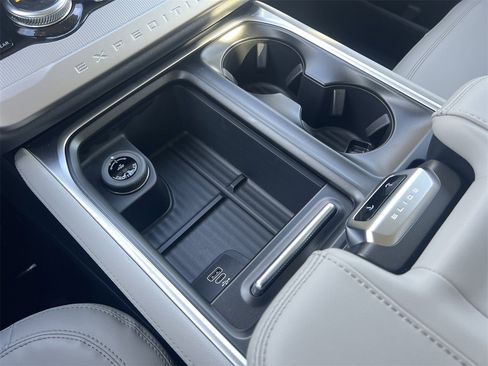 New 2026 Ford Expedition Max Active image 9