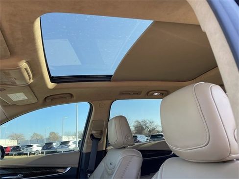 Used 2021 Cadillac XT6 Sport w/ Platinum Package image 25