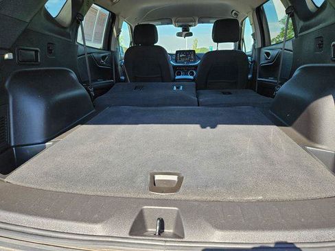 Used 2025 Chevrolet Blazer LT AWD/4WD image 16