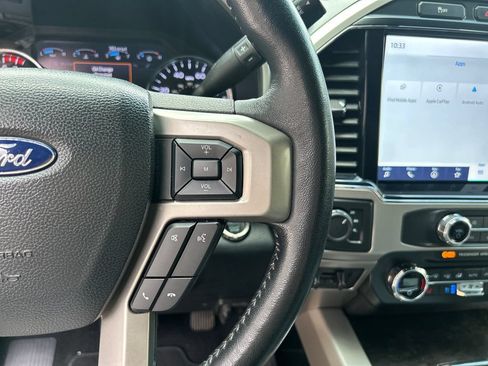Used 2022 Ford F250 Lariat w/ Black Appearance Package AWD/4WD image 20