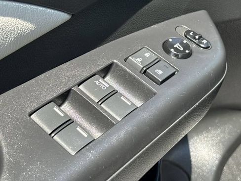 Used 2016 Honda CR-V EX image 24