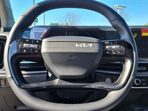 New 2026 Kia Sorento S w/ S Panoramic Sunroof Package FWD image 9