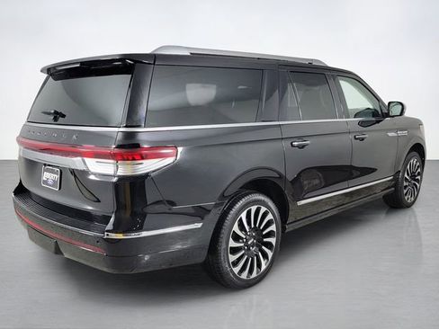 Used 2024 Lincoln Navigator L Black Label AWD/4WD image 3