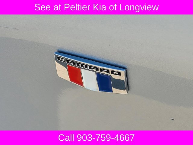 Used 2017 Chevrolet Camaro LT RWD image 8