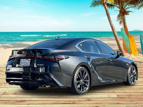 Used 2023 Lexus IS 350 F Sport image 5