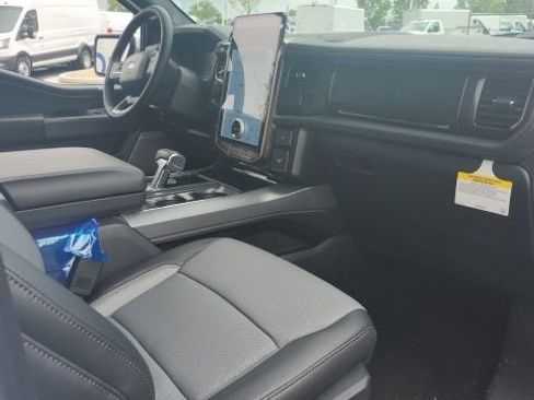 New 2025 Ford F150 Lightning Lariat image 28