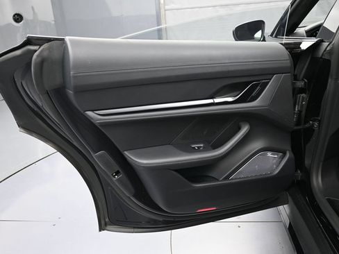 Certified 2024 Porsche Taycan Turbo AWD/4WD image 23