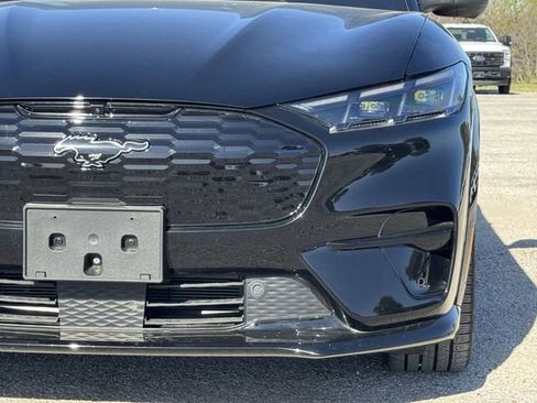 Certified 2025 Ford Mustang Mach-E GT AWD/4WD image 8