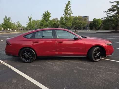 Certified 2025 Honda Accord SE image 22