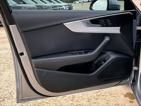 Used 2017 Audi A4 2.0T Premium image 18