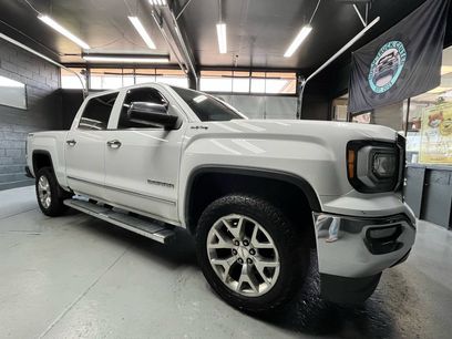 Used 2017 GMC Sierra 1500 SLT w/ SLT Premium Package