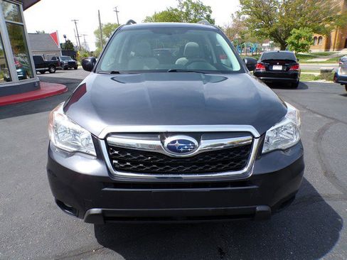Used 2015 Subaru Forester 2.5i Limited AWD/4WD image 2
