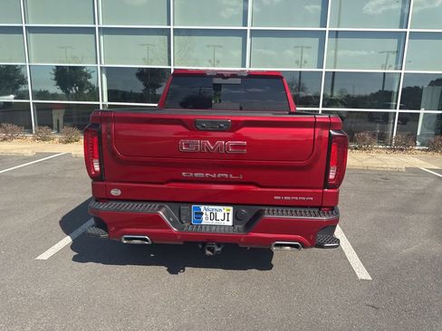 Used 2024 GMC Sierra 1500 Denali image 6