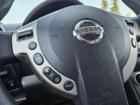 Used 2011 Nissan Rogue SV AWD/4WD image 25