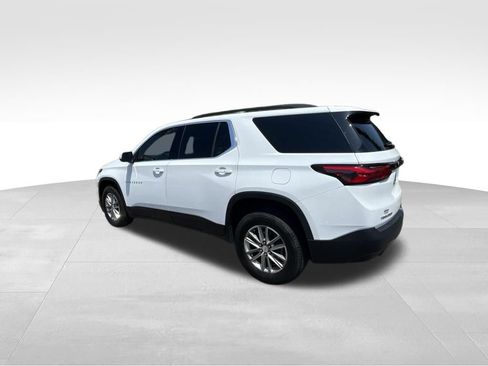 Used 2023 Chevrolet Traverse LT FWD image 10