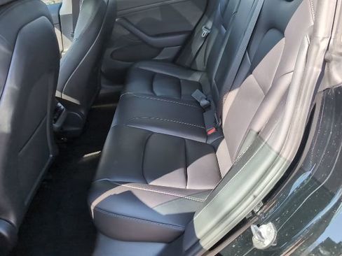 Used 2023 Tesla Model 3 Standard Range image 21