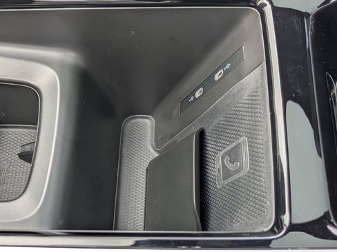 Used 2023 Volkswagen ID.4 Pro S AWD/4WD image 24