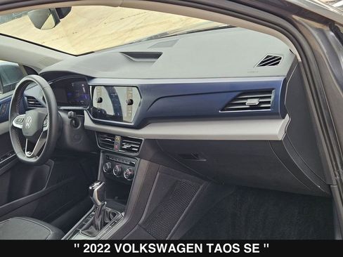 Used 2022 Volkswagen Taos SE FWD image 30