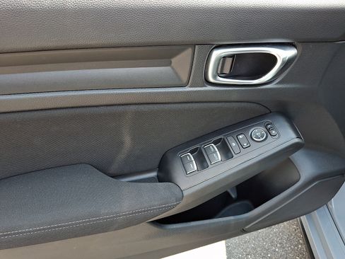 Used 2024 Honda Civic Sport image 12