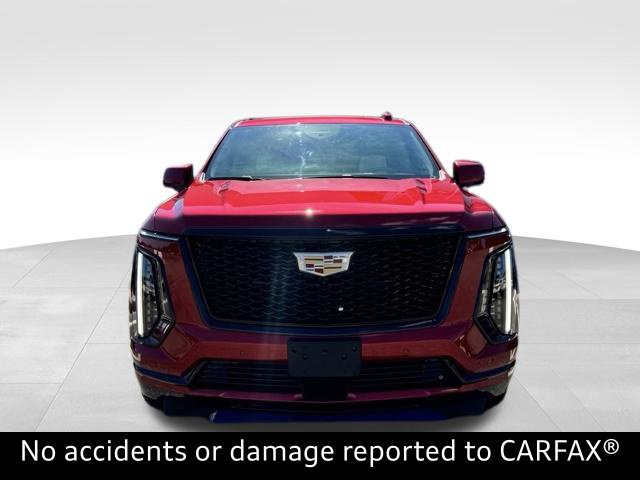 Used 2025 Cadillac Escalade ESV Sport Platinum AWD/4WD image 2