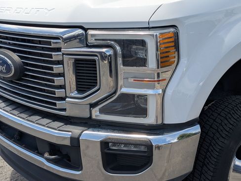 Used 2021 Ford F350 Lariat w/ Lariat Ultimate Package AWD/4WD image 12
