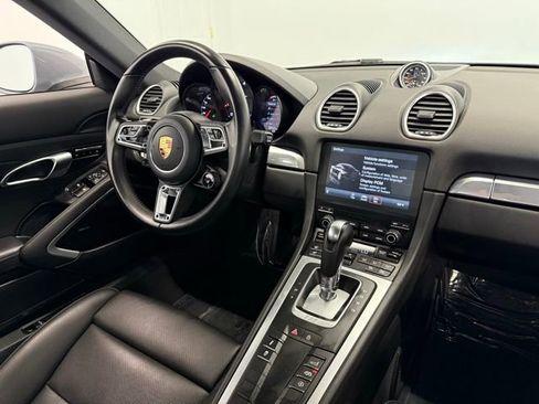 Used 2024 Porsche 718 Cayman image 35