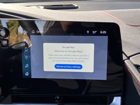 Used 2025 Chevrolet Corvette Stingray Coupe w/ 1LT image 26