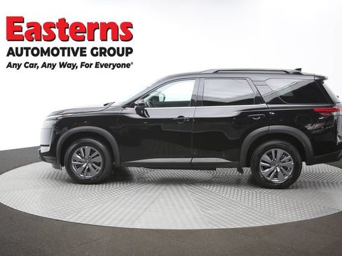 Used 2025 Nissan Pathfinder SV FWD image 62
