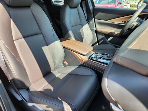 Certified 2025 MAZDA CX-30 AWD 2.5 S w/ Premium Package image 15