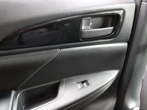 Used 2019 Mitsubishi Eclipse Cross ES AWD/4WD image 21