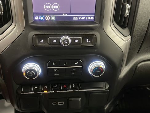 Used 2023 GMC Sierra 1500 Pro AWD/4WD image 9