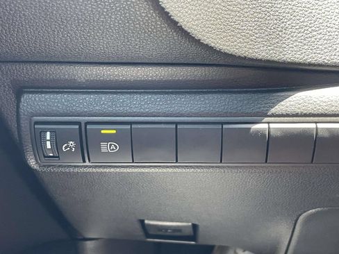 Used 2026 Toyota Corolla SE FWD image 21