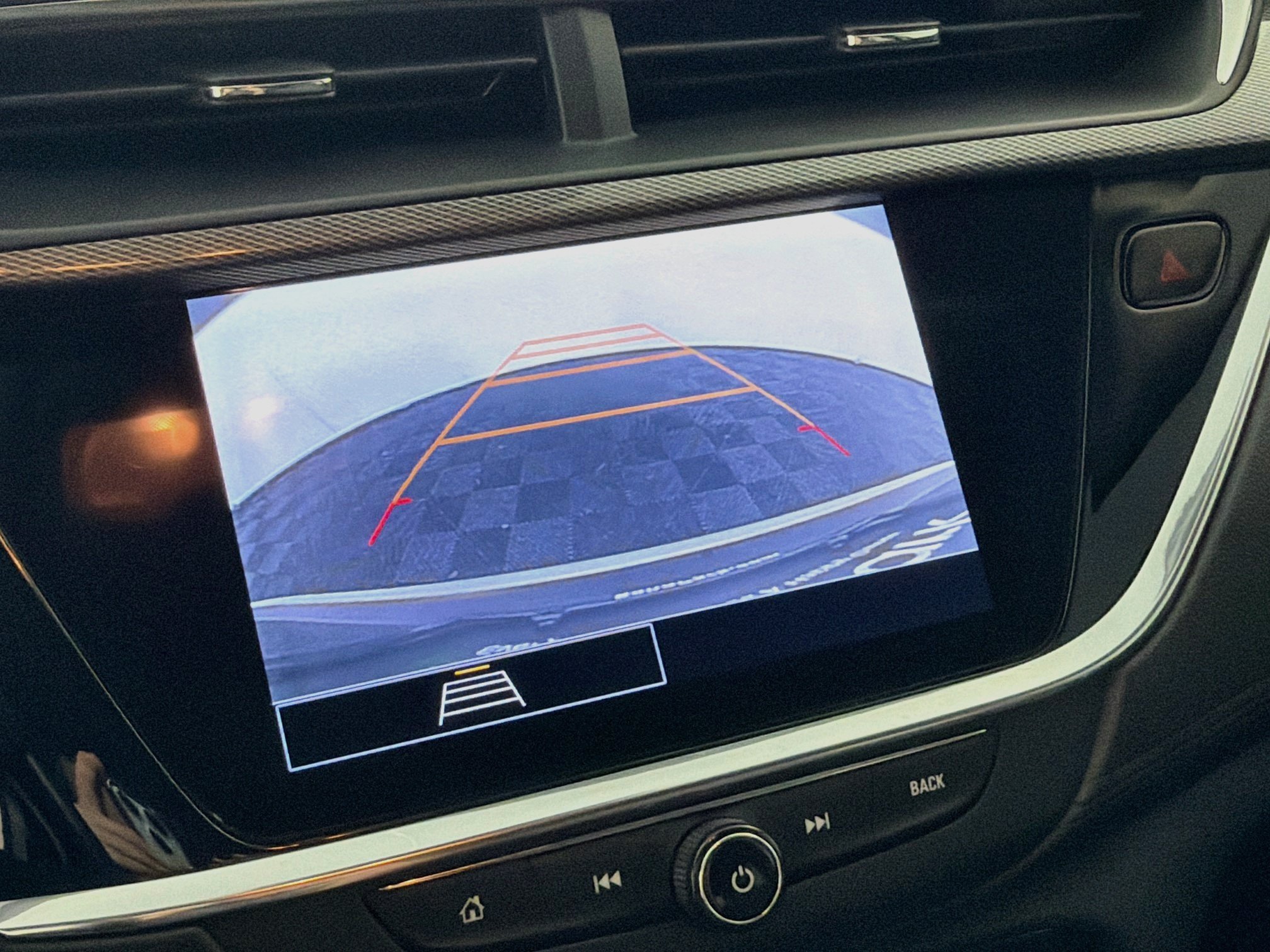 Used 2023 Buick Encore GX Preferred w/ Cold Weather Comfort Package FWD image 21