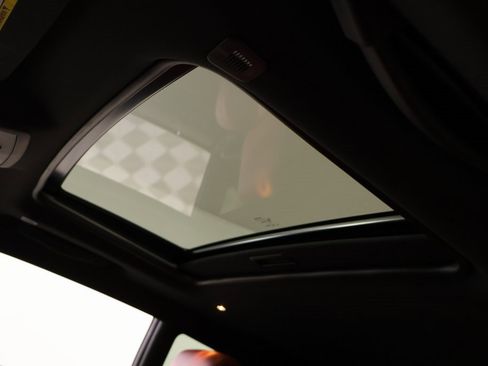 Used 2022 Dodge Challenger SRT Hellcat Redeye image 15