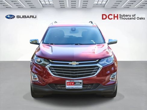 Used 2018 Chevrolet Equinox Premier FWD image 2
