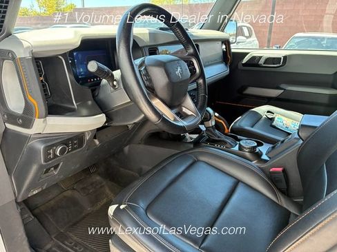 Used 2022 Ford Bronco Badlands AWD/4WD image 4